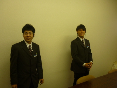 おっくー & 川崎君 立つ